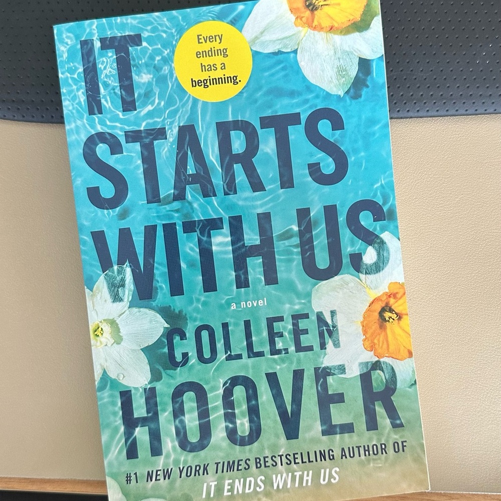 It Starts With Us by Colleen Hoover